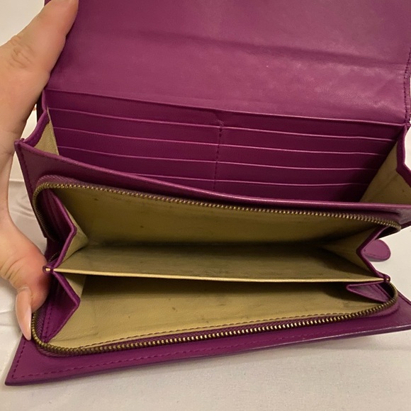 Bottega Veneta Wallet - Picture 3 of 8